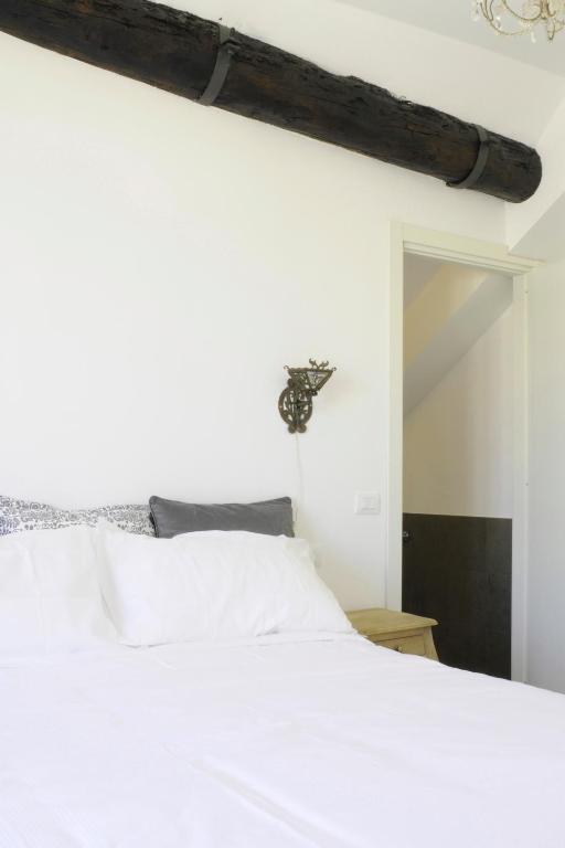 La Superba Rooms&Breakfast Génova Habitación foto